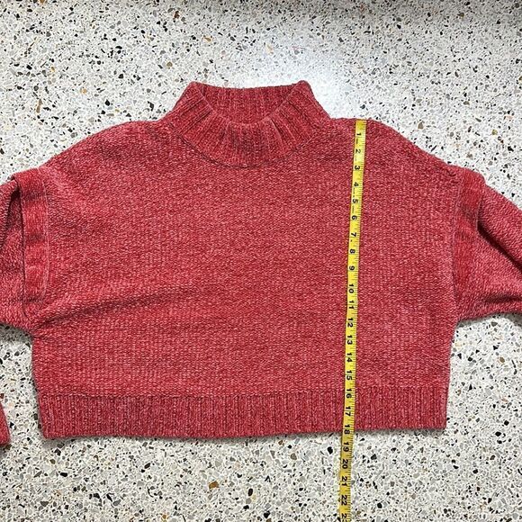 EUC Urban Outfitters cozy mock sweater crop large L Heather coral orange - Picture 6 of 8